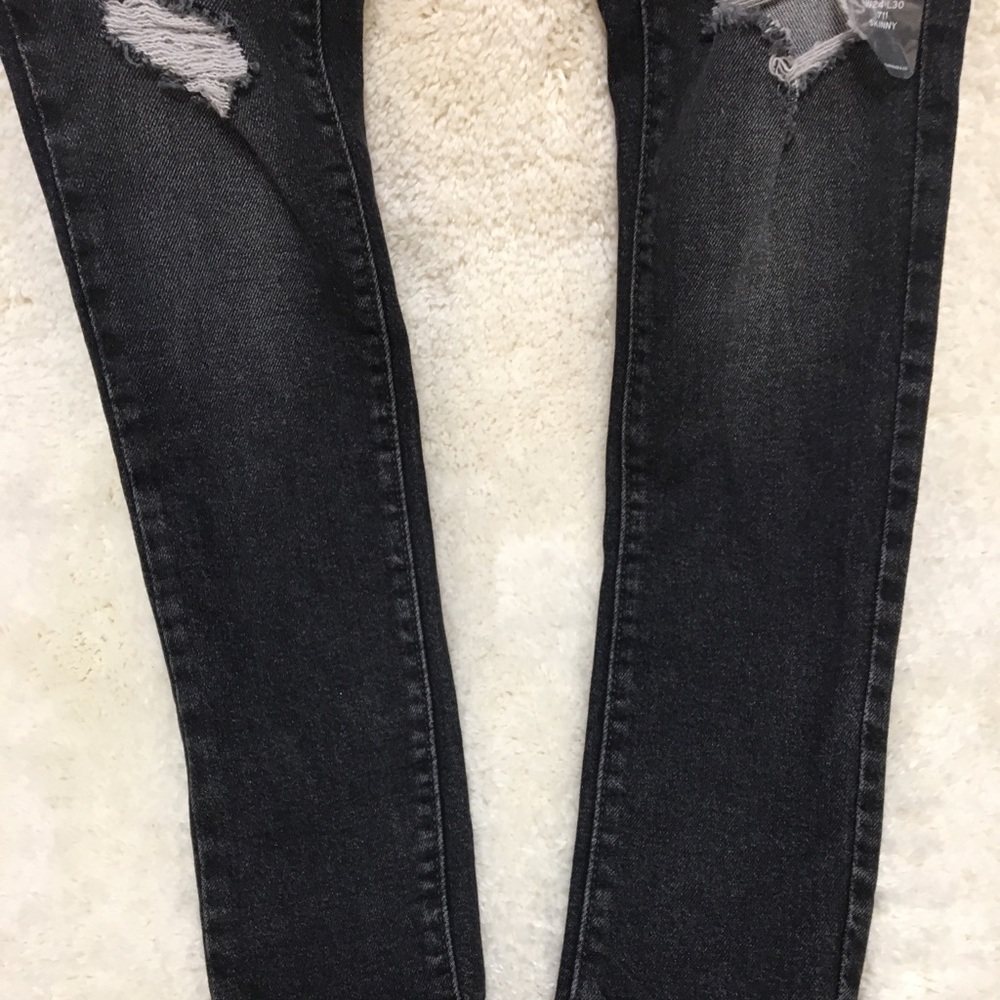 Levi’s ripped dark gray jeans - Picture 4 of 5